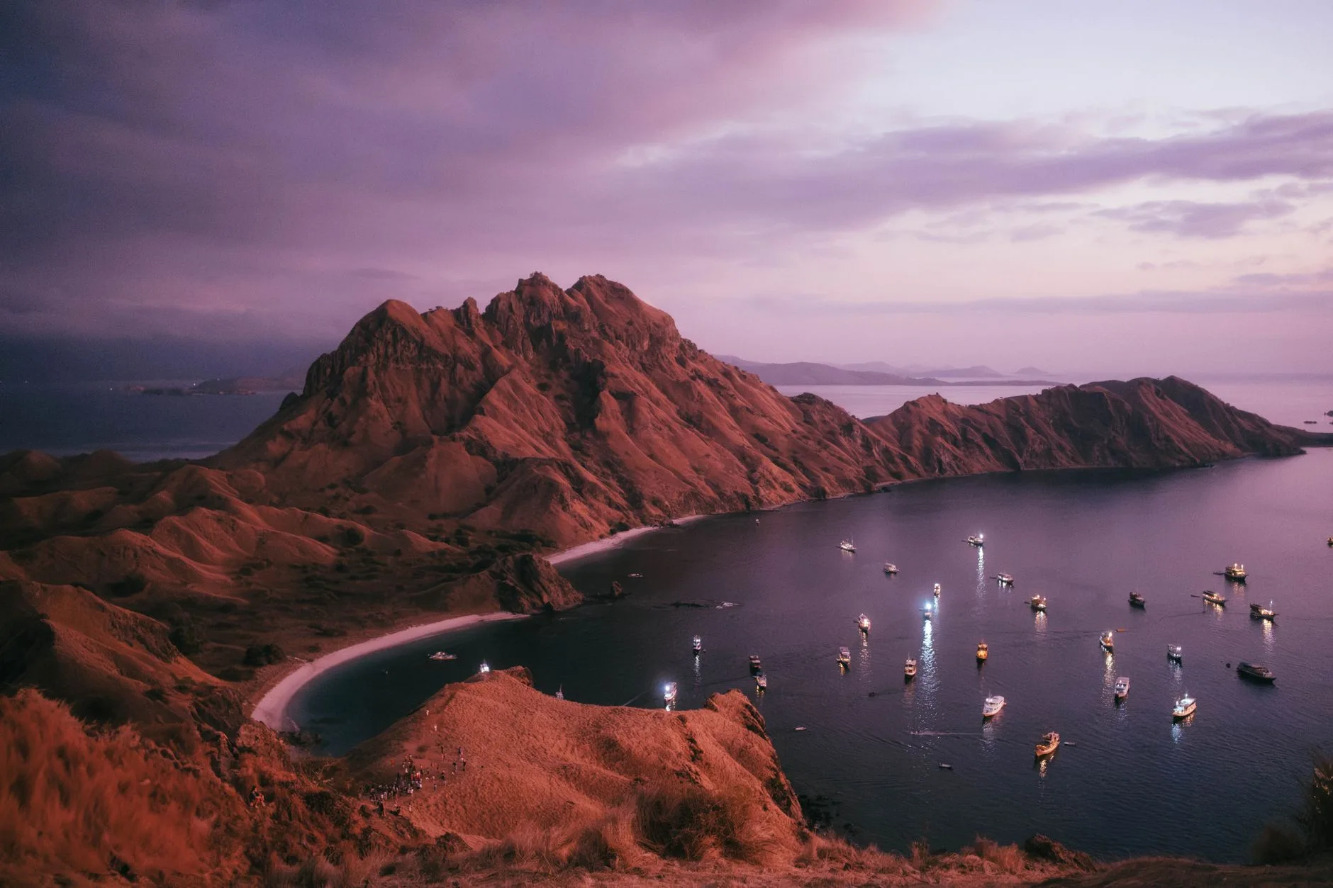 Padar : le panorama sur les trois baies